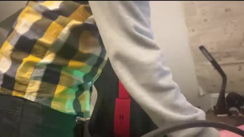 Snapshot of the420duderino chatting on 03-15-26, 09:43 the420duderino online show from 03-15-26, 09:43