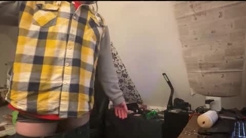 Snapshot of the420duderino chatting on 03-17-26, 03:11 the420duderino online show from 03-17-26, 03:11