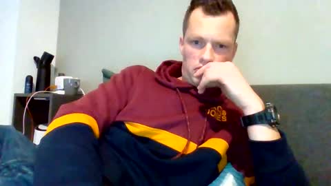 Dennis online show from 11-21-25, 03:33