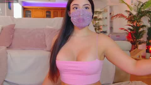 Snapshot of the__sabenna chatting on 04-03-26, 10:35 Madina online show from 04-03-26, 10:35