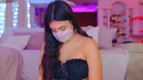 Snapshot of the__sabenna chatting on 04-07-26, 02:50 Madina online show from 04-07-26, 02:50