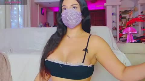 Snapshot of the__sabenna chatting on 06-19-26, 03:16 Madina online show from 06-19-26, 03:16