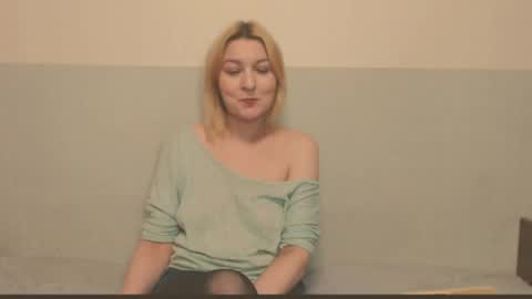 Eva online show from 05-14-26, 10:27