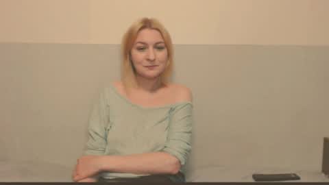 Eva online show from 05-21-26, 10:50