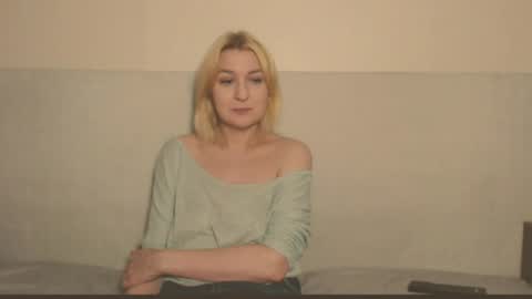 Eva online show from 05-22-26, 11:21