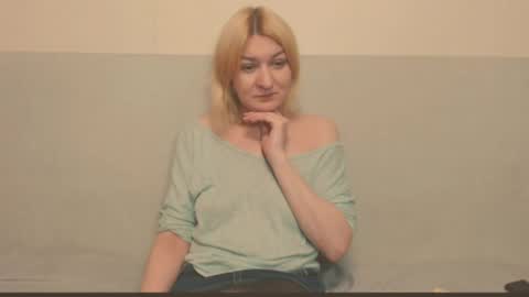 Eva online show from 06-09-26, 11:49