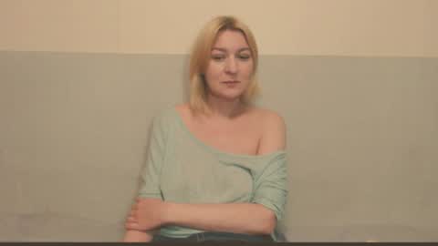 Eva online show from 06-15-26, 10:12