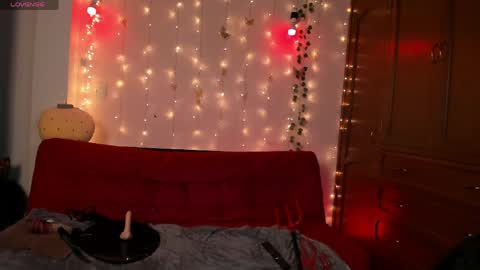 Snapshot of the_crazy_latina chatting on 05-15-26, 10:50 Giovanna online show from 05-15-26, 10:50