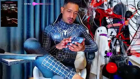 the dog lian online show from 10-31-25, 02:12