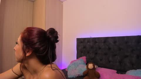 Snapshot of the_galactics_show chatting on 02-05-25, 11:17 Emily - April online show from 02-05-25, 11:17