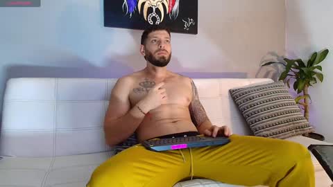 Snapshot of the_golden_boys chatting on 12-12-24, 03:32 SCOTT THEO KAMERON GENDERSON online show from 12-12-24, 03:32