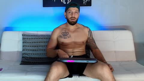 Snapshot of the_golden_boys chatting on 02-06-25, 02:22 SCOTT THEO KAMERON GENDERSON online show from 02-06-25, 02:22