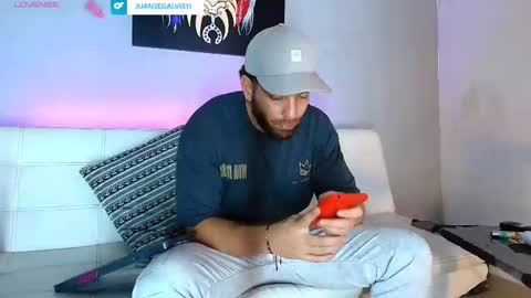 Snapshot of the_golden_boys chatting on 03-01-25, 10:10 SCOTT THEO KAMERON GENDERSON online show from 03-01-25, 10:10