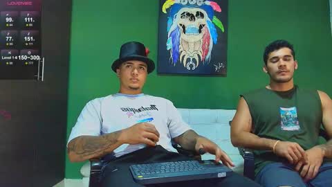 Snapshot of the_golden_boys chatting on 10-30-25, 02:35 SCOTT THEO KAMERON GENDERSON online show from 10-30-25, 02:35