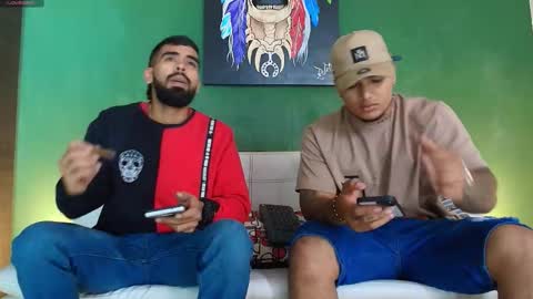 SCOTT  THEO  KAMERON  GENDERSON online show from 01-06-26, 05:05