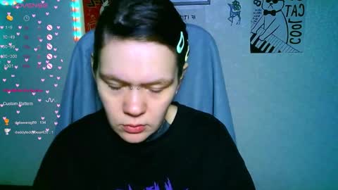 Snapshot of the_ice_owl chatting on 11-19-25, 12:43 the_ice_owl online show from 11-19-25, 12:43