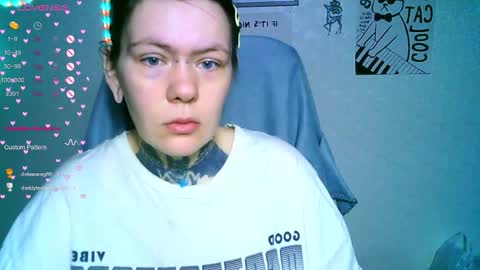 Snapshot of the_ice_owl chatting on 11-20-25, 02:01 the_ice_owl online show from 11-20-25, 02:01