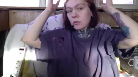 Snapshot of the_ice_owl chatting on 02-25-26, 08:35 the_ice_owl online show from 02-25-26, 08:35