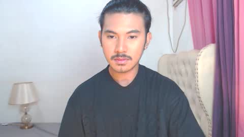 Snapshot of the_killian_jones chatting on 03-02-25, 05:36 ken online show from 03-02-25, 05:36