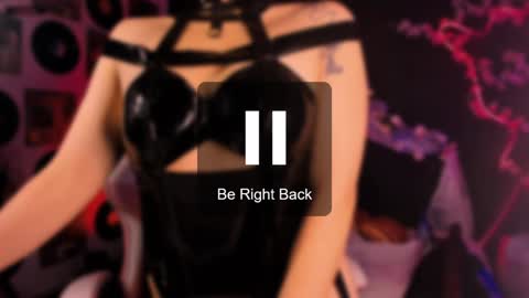 ...  ... online show from 01-15-25, 06:54