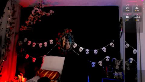 ...  ... online show from 10-25-25, 08:00