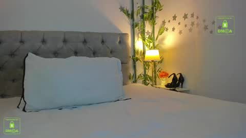 Snapshot of the_little_mia chatting on 09-28-25, 10:15 MIA JP online show from 09-28-25, 10:15