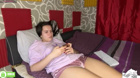 Alice online show from 01-23-25, 04:48