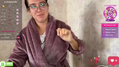 Alice online show from 09-26-25, 01:26