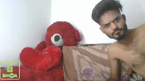 Snapshot of the_right_girl chatting on 12-20-24, 01:33 Suzan Sexy online show from 12-20-24, 01:33