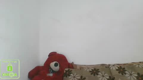 Snapshot of the_right_girl chatting on 01-13-25, 03:45 Suzan Sexy online show from 01-13-25, 03:45