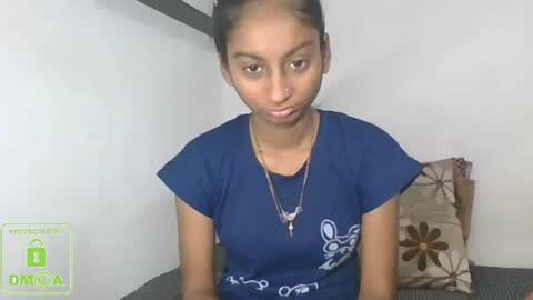 Snapshot of the_right_girl chatting on 02-14-25, 11:31 Suzan Sexy online show from 02-14-25, 11:31