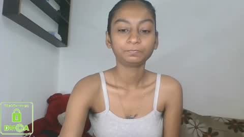 Snapshot of the_right_girl chatting on 02-19-25, 04:12 Suzan Sexy online show from 02-19-25, 04:12
