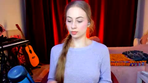 Ally    STREAMING ON TWITCH NOW Check my Twitter for updates online show from 05-06-26, 07:19