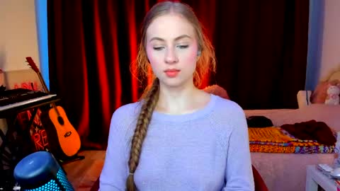 Ally    STREAMING ON TWITCH NOW Check my Twitter for updates online show from 05-18-26, 03:02