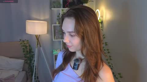 My name is Cynthia and Im very happy to see you in my sweet room  online show from 05-31-26, 03:04