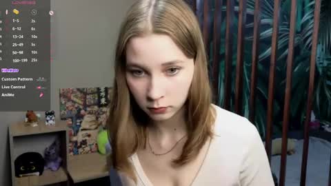 Snapshot of the_vickky chatting on 03-30-26, 06:20 Vicky online show from 03-30-26, 06:20