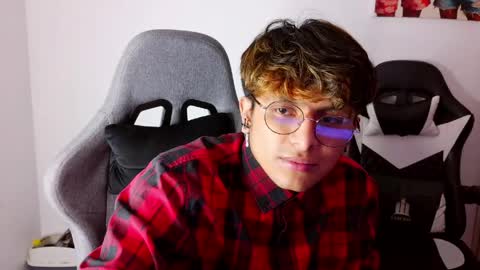 Danny online show from 04-28-26, 02:27