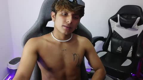 Danny online show from 05-10-26, 01:11