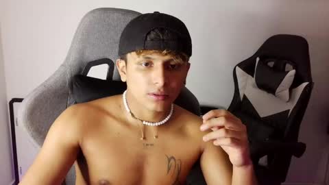 Snapshot of the_weed_guys chatting on 05-24-26, 02:27 Danny online show from 05-24-26, 02:27