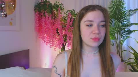 im Grace  turn up the sounds on your device... to hear my sweet moans online show from 04-08-26, 07:08