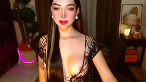thea_whong online show from 04-22-26, 01:41