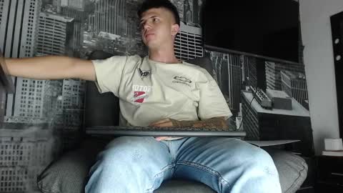 Miguel Angel online show from 01-16-25, 04:28