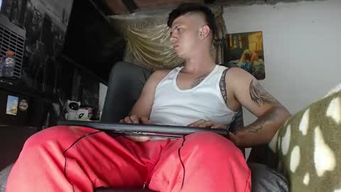 Miguel Angel online show from 02-10-25, 03:24