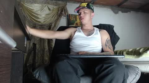 Miguel Angel online show from 02-19-25, 04:12