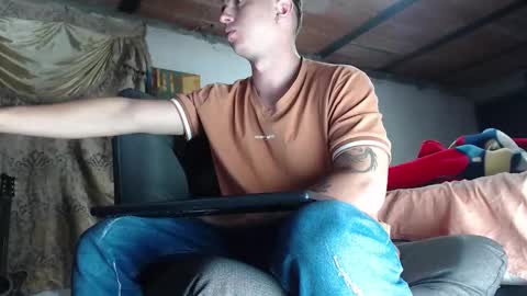 Miguel Angel online show from 03-08-25, 04:01