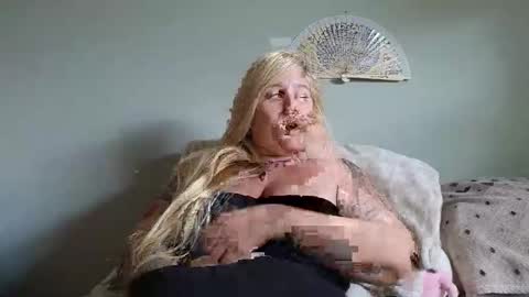 theauroramae -  online show from 05-23-26, 12:05