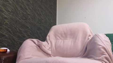 John online show from 01-12-25, 04:40