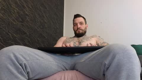 John online show from 02-25-25, 10:37