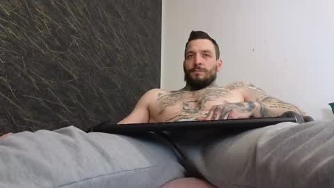 John online show from 02-25-25, 01:39