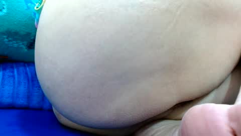 Snapshot of thebestpussyhairy chatting on 02-17-25, 08:09 Karla online show from 02-17-25, 08:09